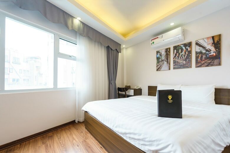 Veris Hotel