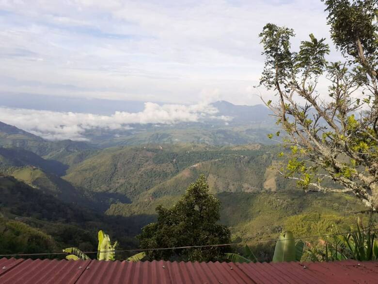 Hotel Balcon En La Monta�a