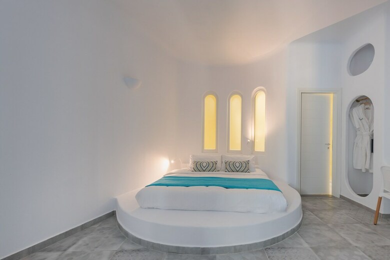 Anemomilos Hotel & Apartments