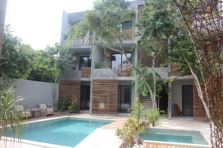 Little Gem Charme Hotel