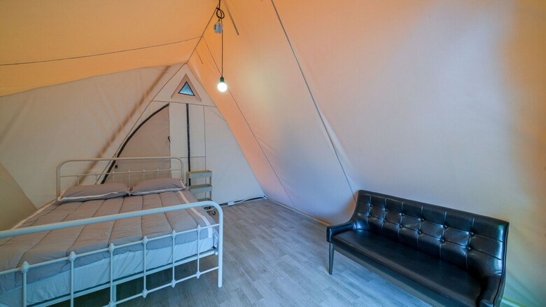 Gapyeong Saeyeon Caravan - Glamping