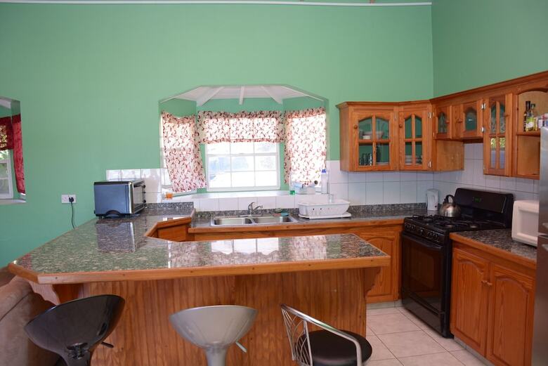 Hillview Apartments