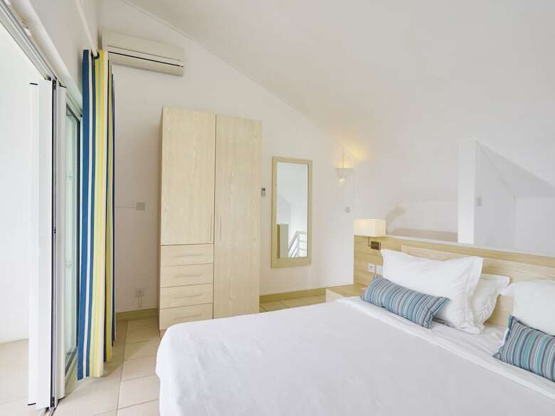 Le Beachclub Serviced Apartments And Villas