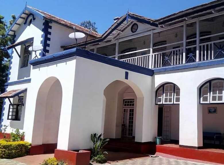 Hotel Ywca Wyoming Guesthouse