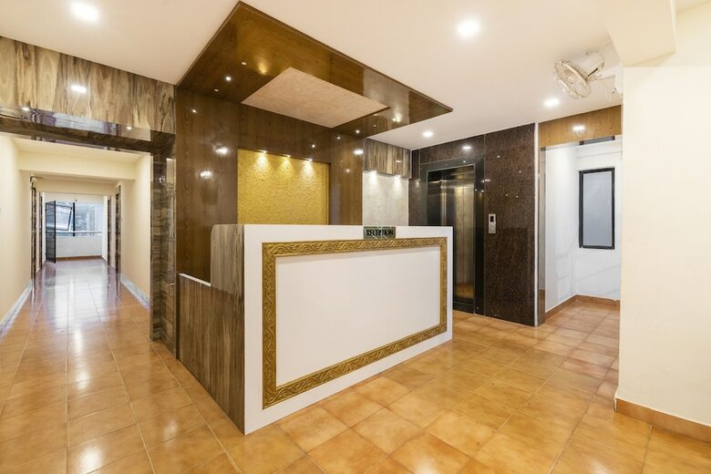 Hotel Capital O 49120 Ak International