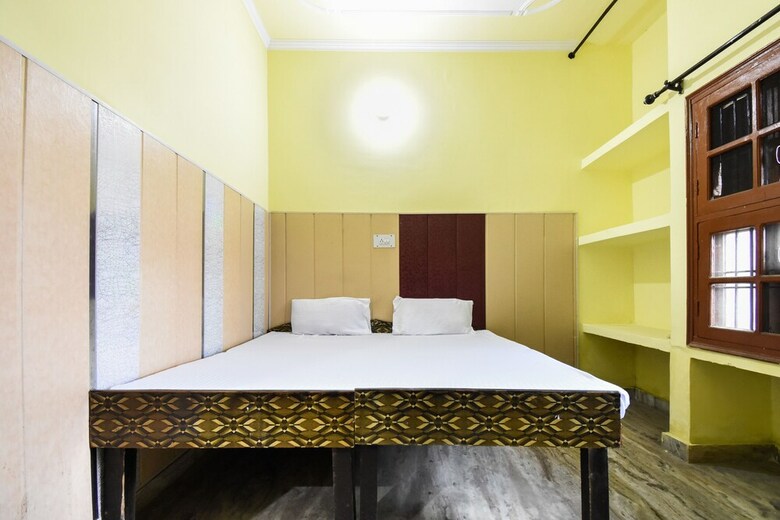 Spot On 49295 Hotel Kohinoor Park
