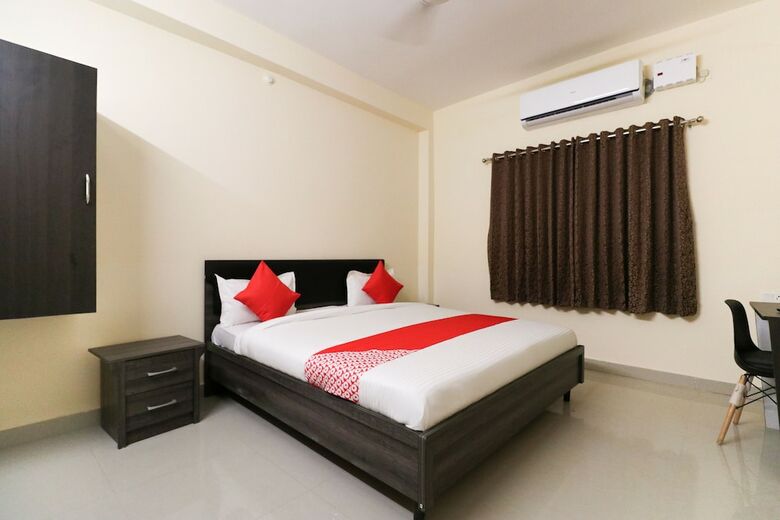 Hotel Oyo 43835 Imperial Stays