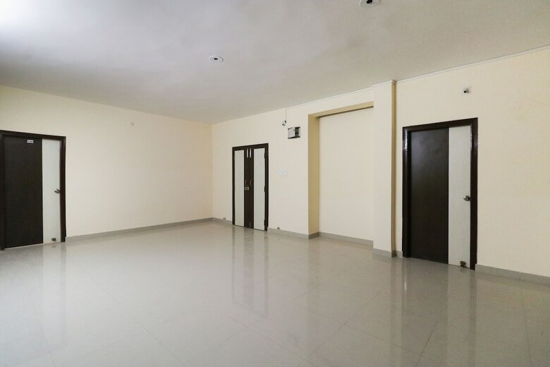 Hotel Oyo 43835 Imperial Stays