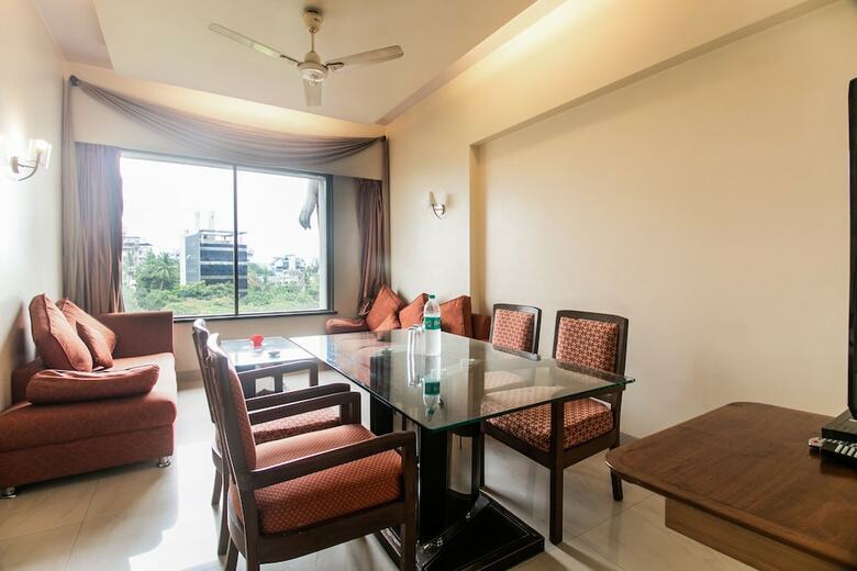 Oyo 41076 Hotel Dhiraj Residency
