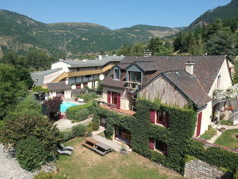 Villa Ispaeva