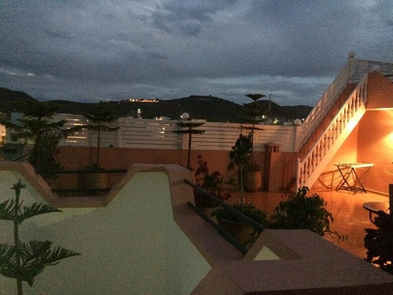 Apartamentos Itrane Guest House