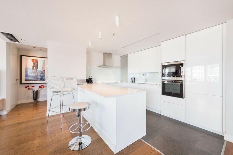 Luxurius Apartment With Huge Balcony At Plaza de Espa�a