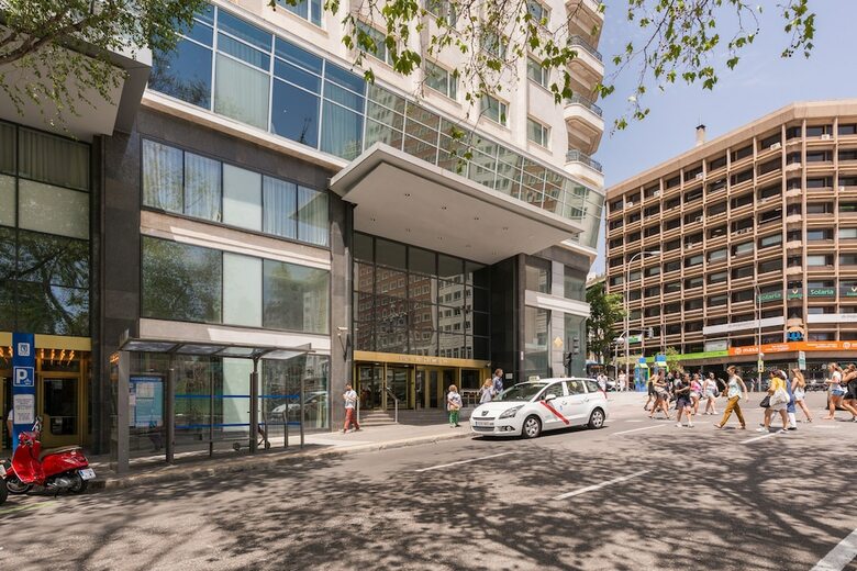 Luxurius Apartment With Huge Balcony At Plaza de Espa�a