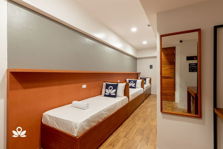 Hotel Zen Premium Uptown Bgc