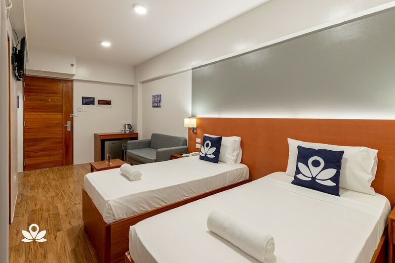 Hotel Zen Premium Uptown Bgc