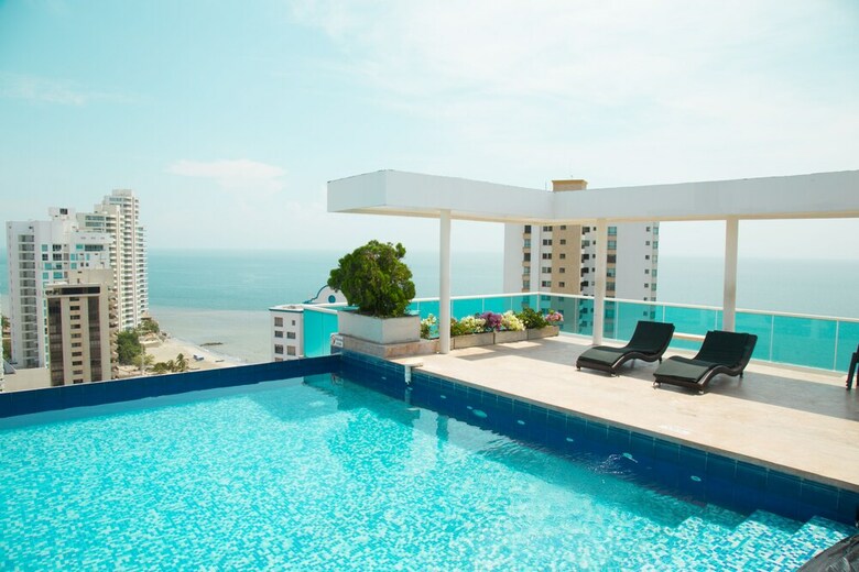 Apartamento Con Piscina Infinita