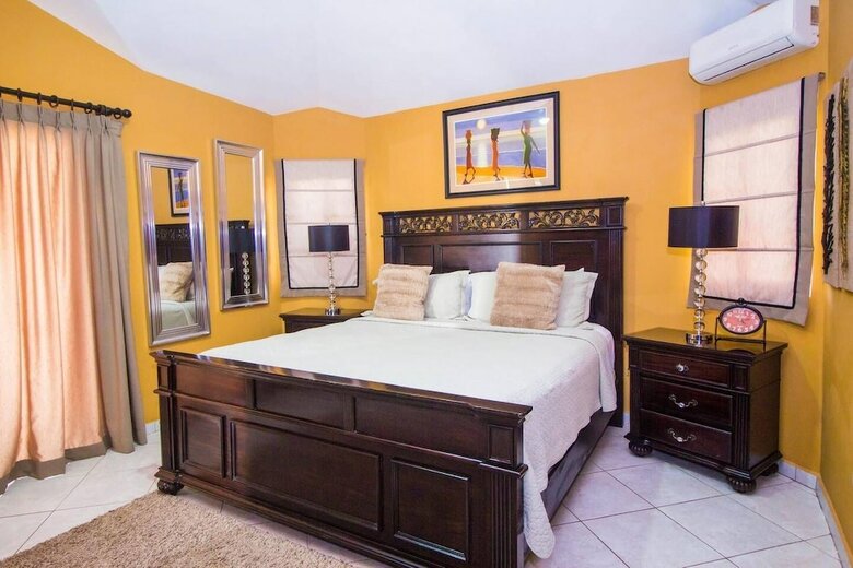 Apartamentos New! 6 Bedroom Ocean View