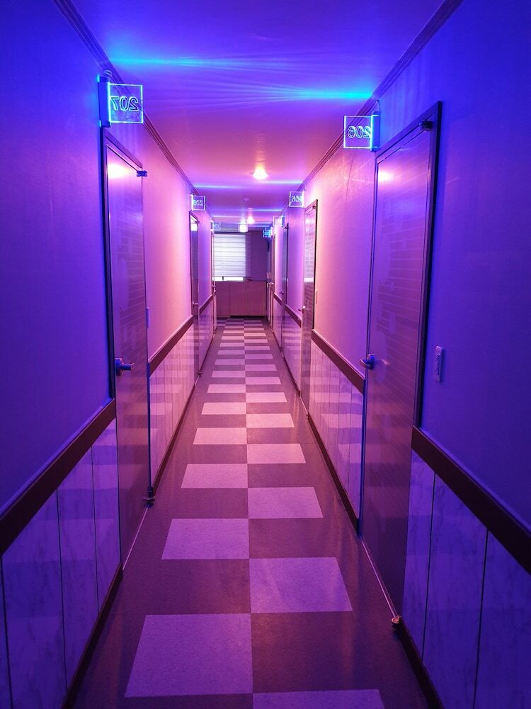 Hotel Healing House