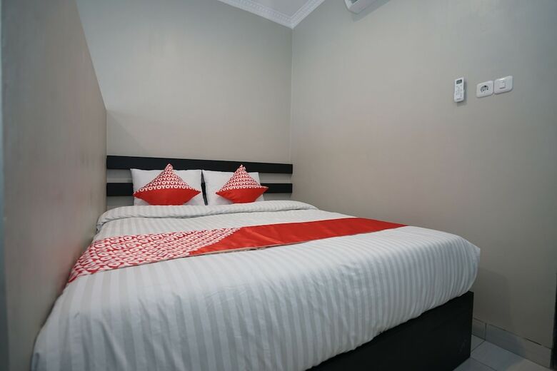 Hostal Oyo 1253 Wismakito Syariah