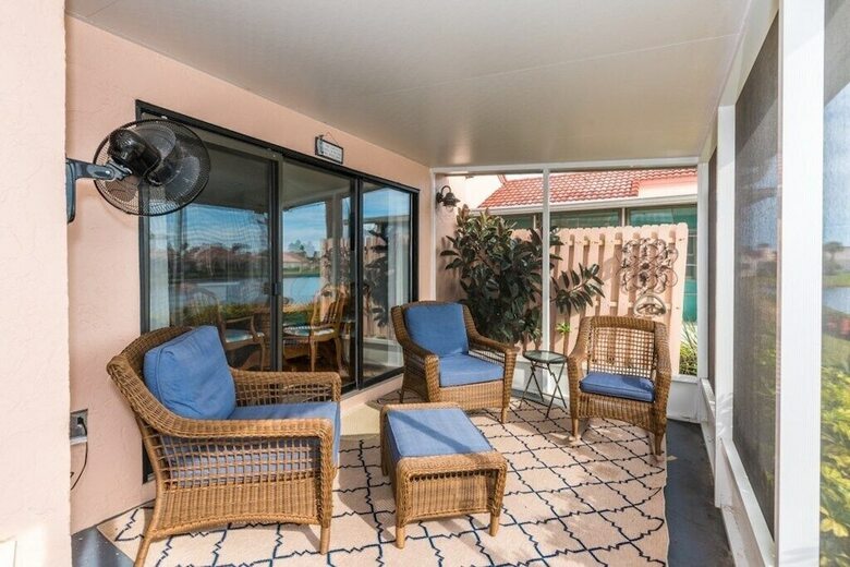 Hostal Casa Bella At Sea Place