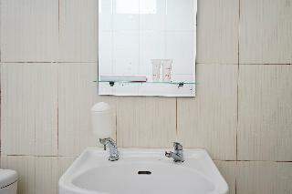 Hostal Oyo 1167 Home Sty Residence