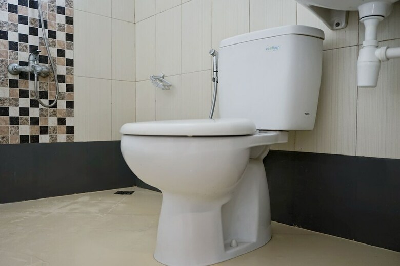 Hostal Oyo 1167 Home Sty Residence