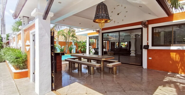 Tucheland Luxury Villa Pattaya 7br