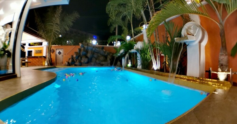 Tucheland Luxury Villa Pattaya 7br