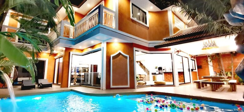 Tucheland Luxury Villa Pattaya 7br