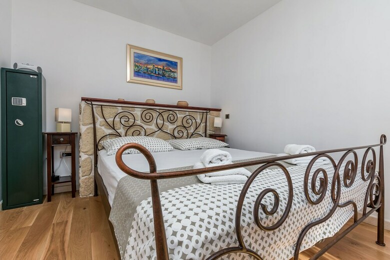 Villa Holiday Home Zve?anje