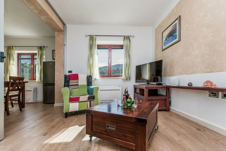 Villa Holiday Home Zve?anje