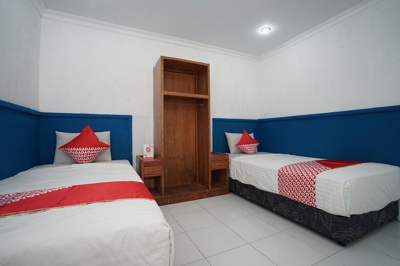 Hostal Oyo 1315 Paris Hotel