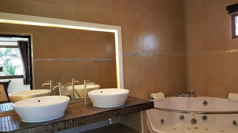 Wowland Luxury Villa Pattaya 8 Br