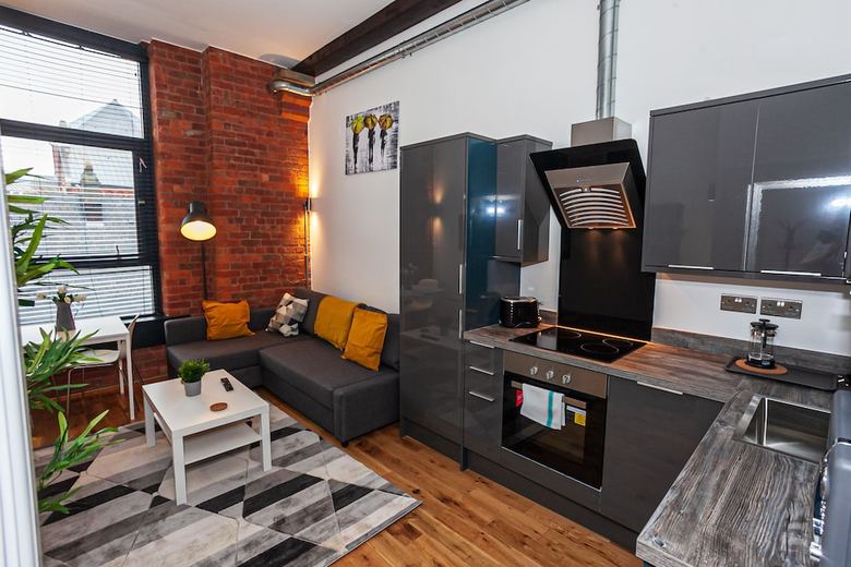 Oyo Arena Apartments