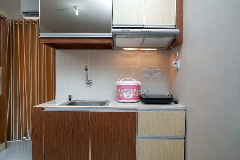Modern Studio Apartment At Cinere Resort