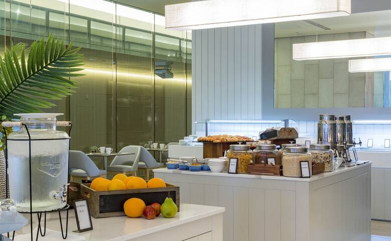 Hilton Surfers Paradise Hotel And Residences