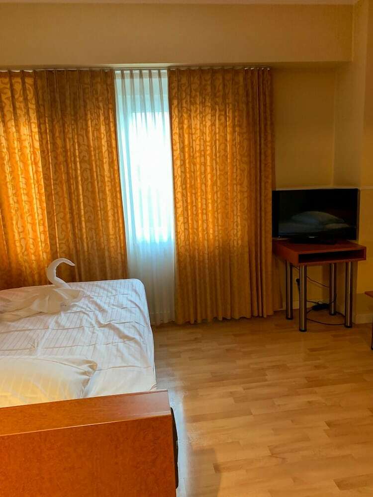 Hotel A57 G�stehaus 10 Min To K�ln