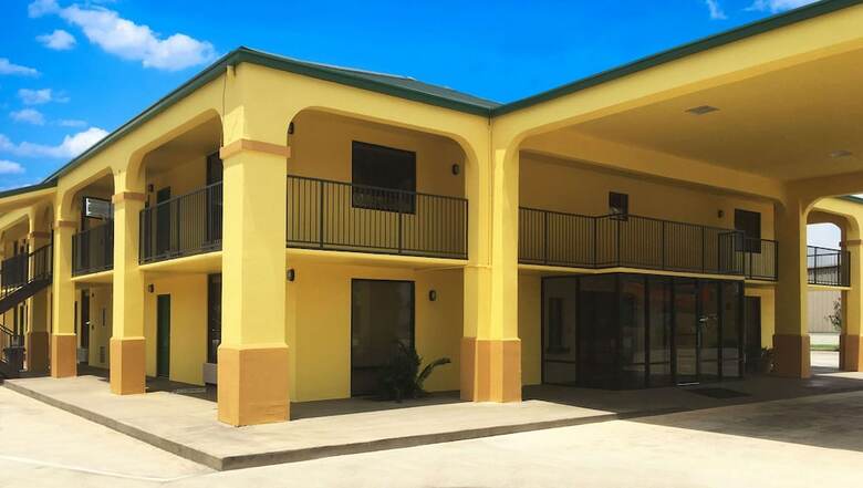 Oyo Hotel Atmore Al Hwy 21