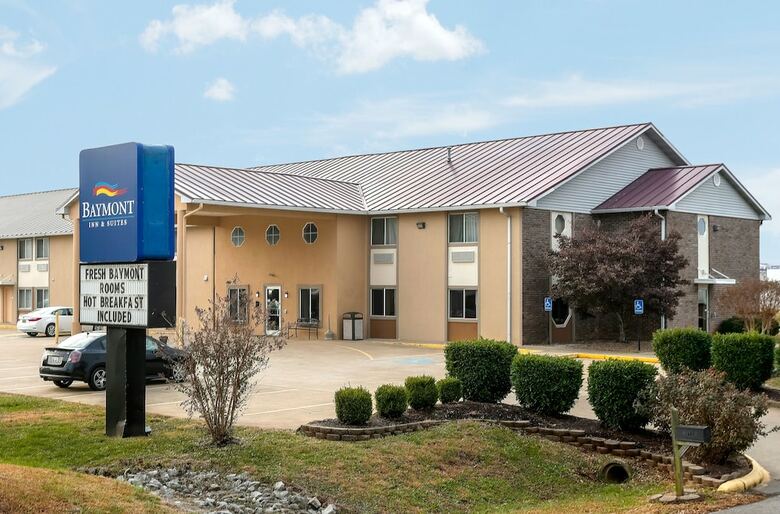 Hotel Baymont By Wyndham Bowling Green