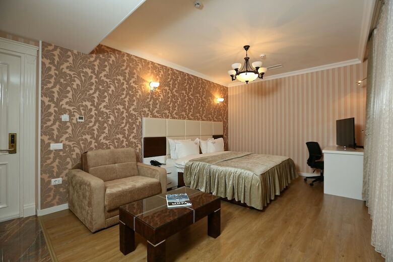 Old Street Boutique Hotel