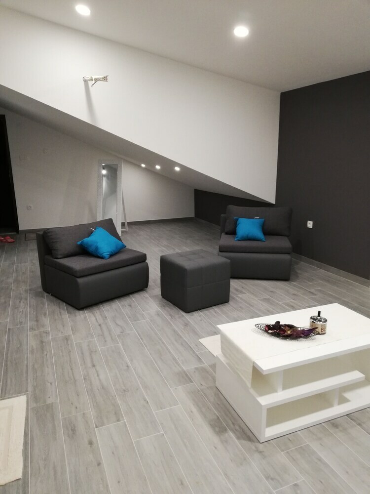 Apartments Ivezic