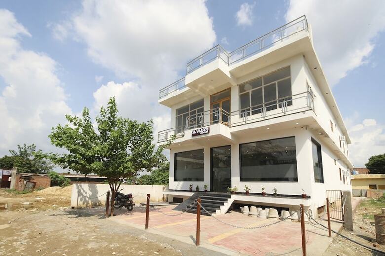Hotel Oyo 62646 Taj Classic