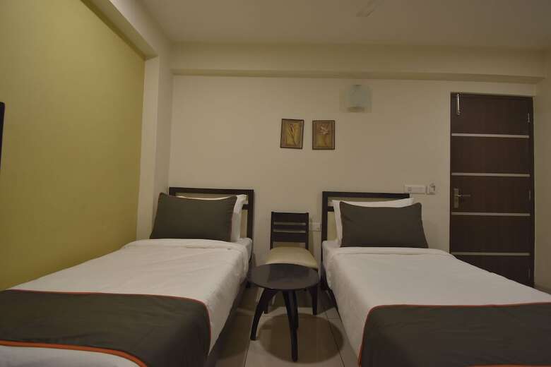 Hotel Collection O 48220 Ram Nagar Colony