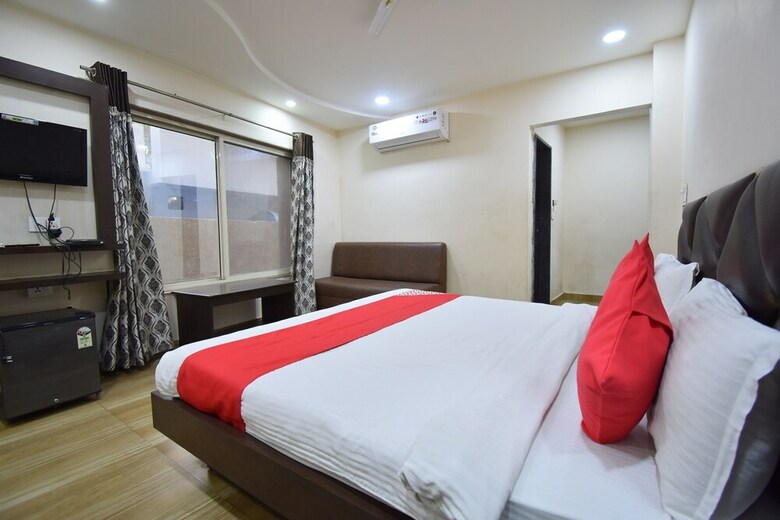Oyo 60291 Hotel Siddhi Vinayak
