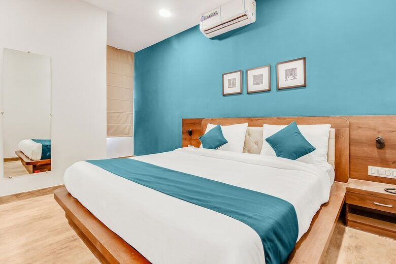 Hotel Silverkey Executive Stays 44787 Raja Park 1