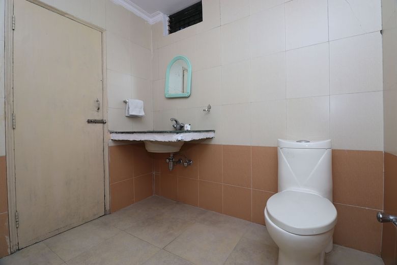 Hotel Oyo 27612 Maitri Holiday Home