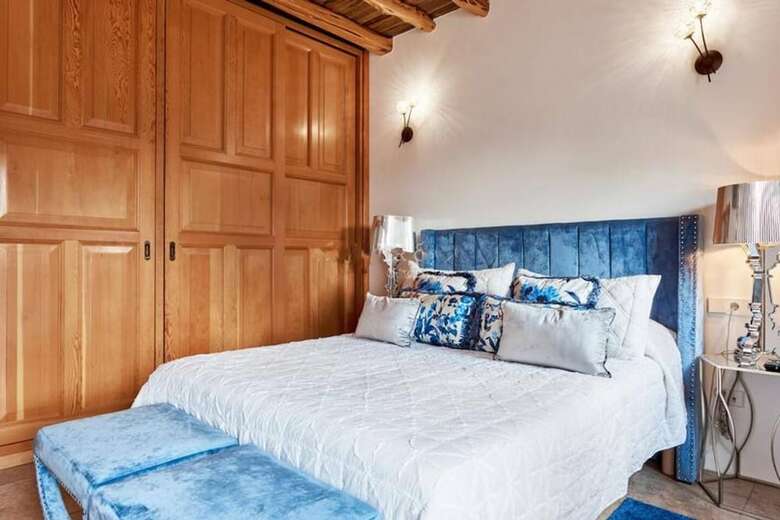 Apartamentos Villa Can Prats, Luxury Villa Surrounded By Nature