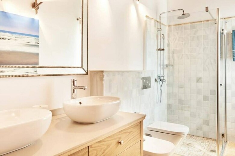Apartamentos Villa Can Prats, Luxury Villa Surrounded By Nature