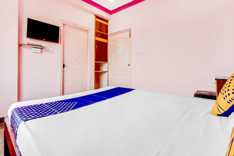 Hotel Spot On 62188 Sahara Residency