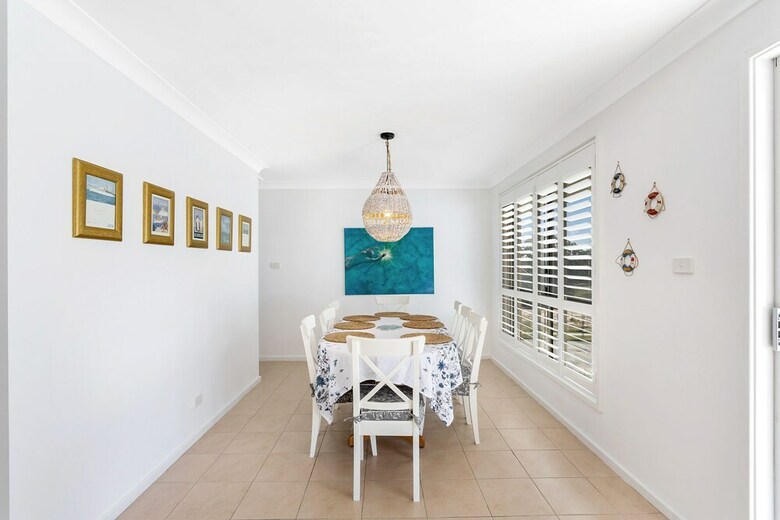 Bagnall Avenue, 1